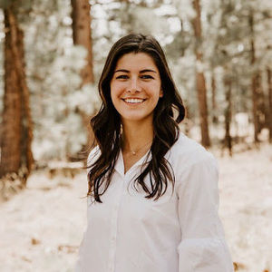 Meet your Posher, Olivia